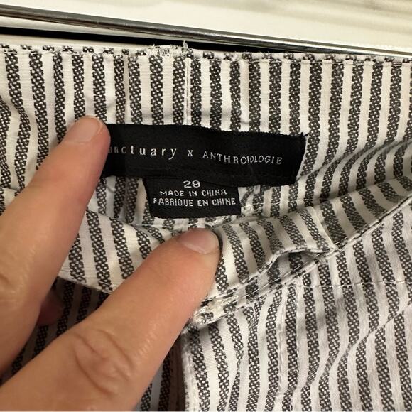 Anthroplogie Sanctuary capris size 29 - Picture 13 of 13
